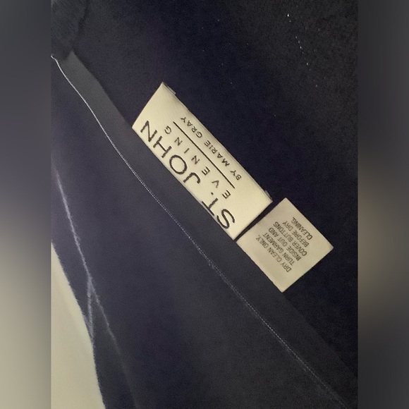 🍒🍒ST. JOHN VTG EVENING BY Marie Gray Black Knit Dress w/Sequin Bow Design Sz 12 - Picture 6 of 16